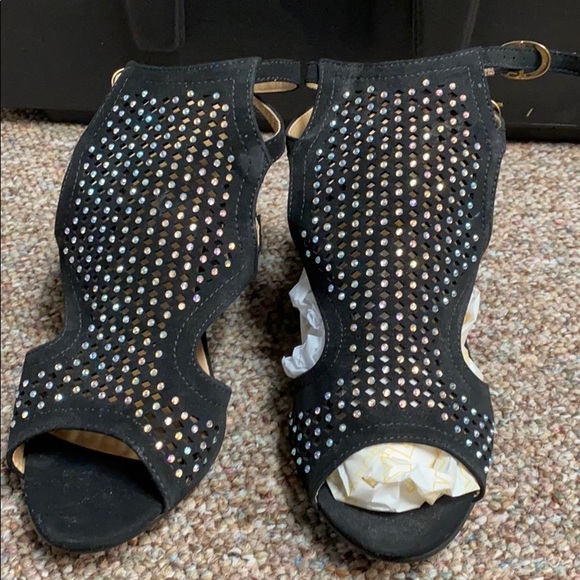 Forever 21 Blk suede open toe heel 8.5 4” heels - Picture 5 of 9